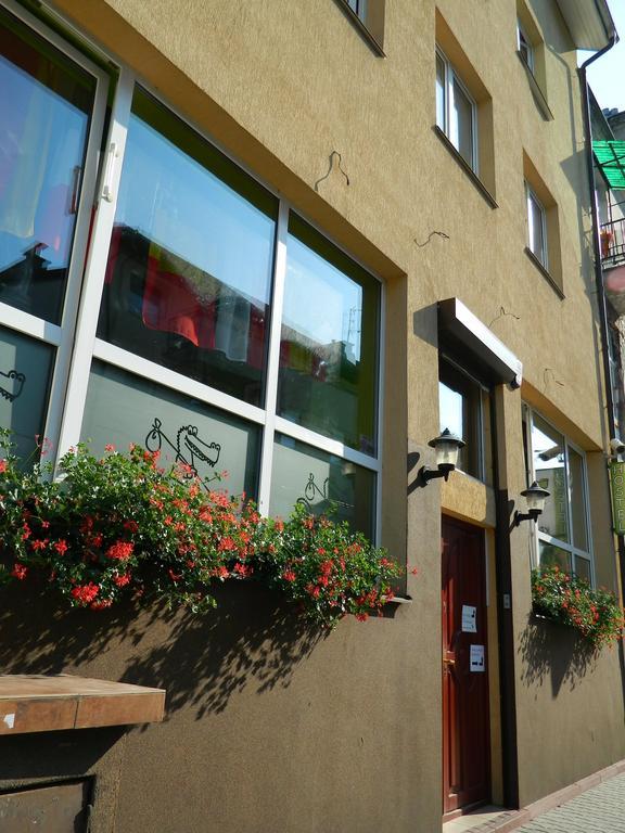 Hostel Krokodyl Warsaw Exterior photo